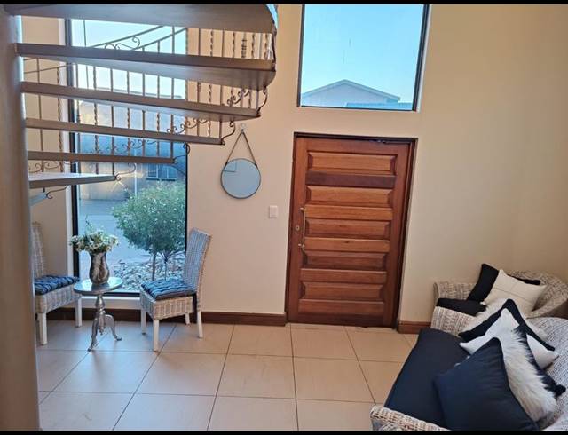 5 BEDROOM HOUSE FOR SALE IN MISTY BAY